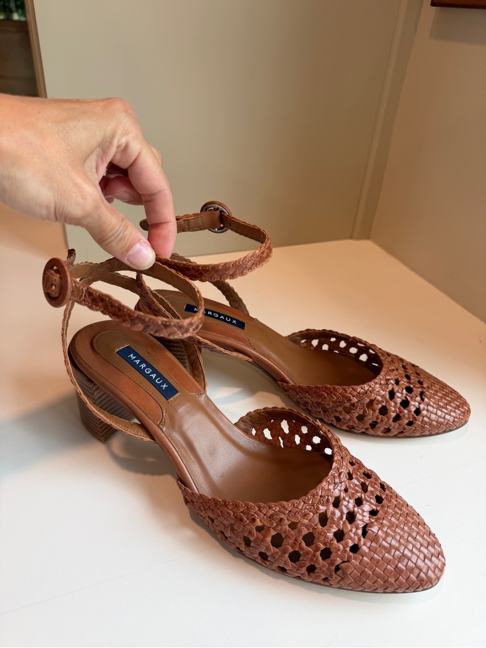 New Margaux Woven Market Heel Saddle Leather Size 11 - Picture 6 of 10